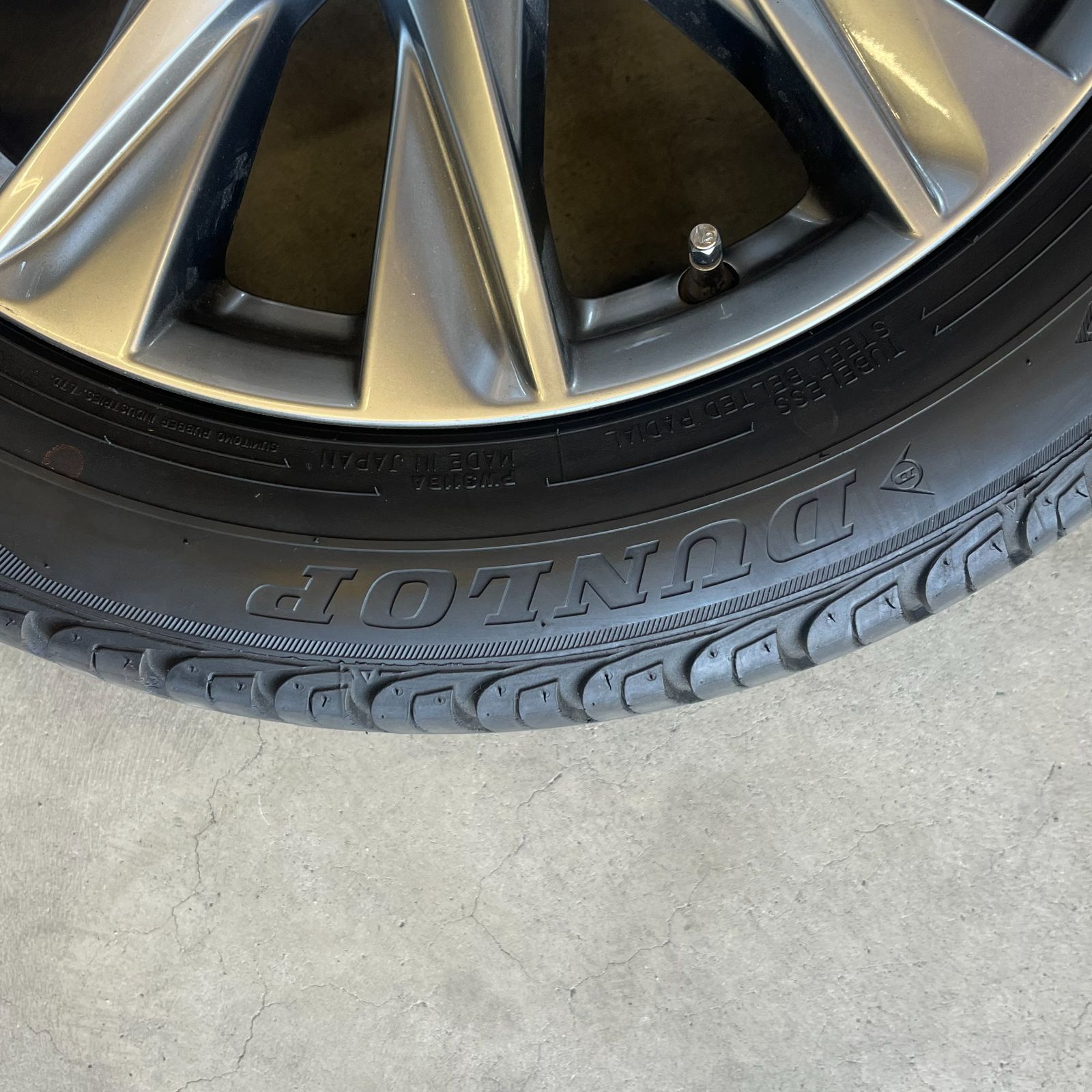 ラジアルタイヤ アルミホイール