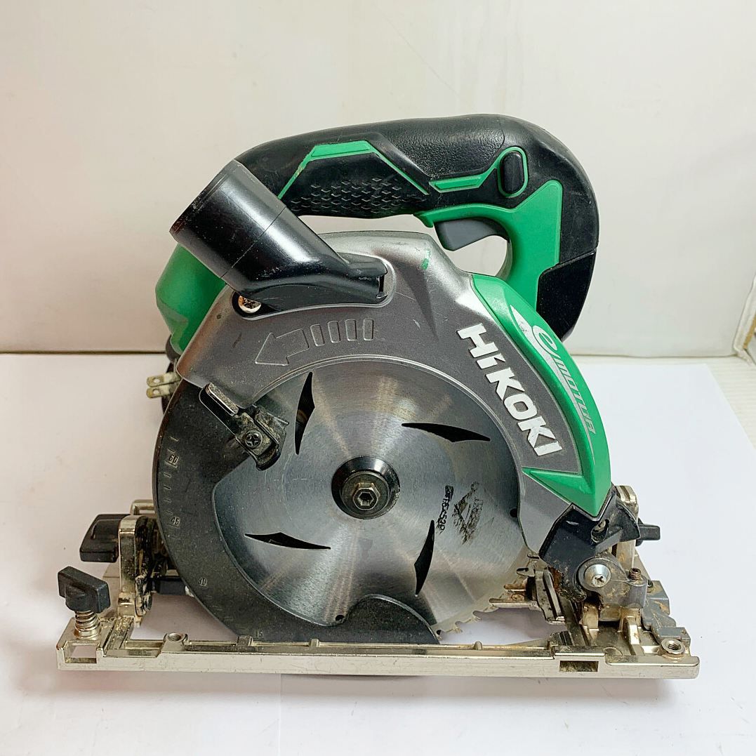 Qi10MAX ドライバー 9.0度 ヘッドカバー付き 配送