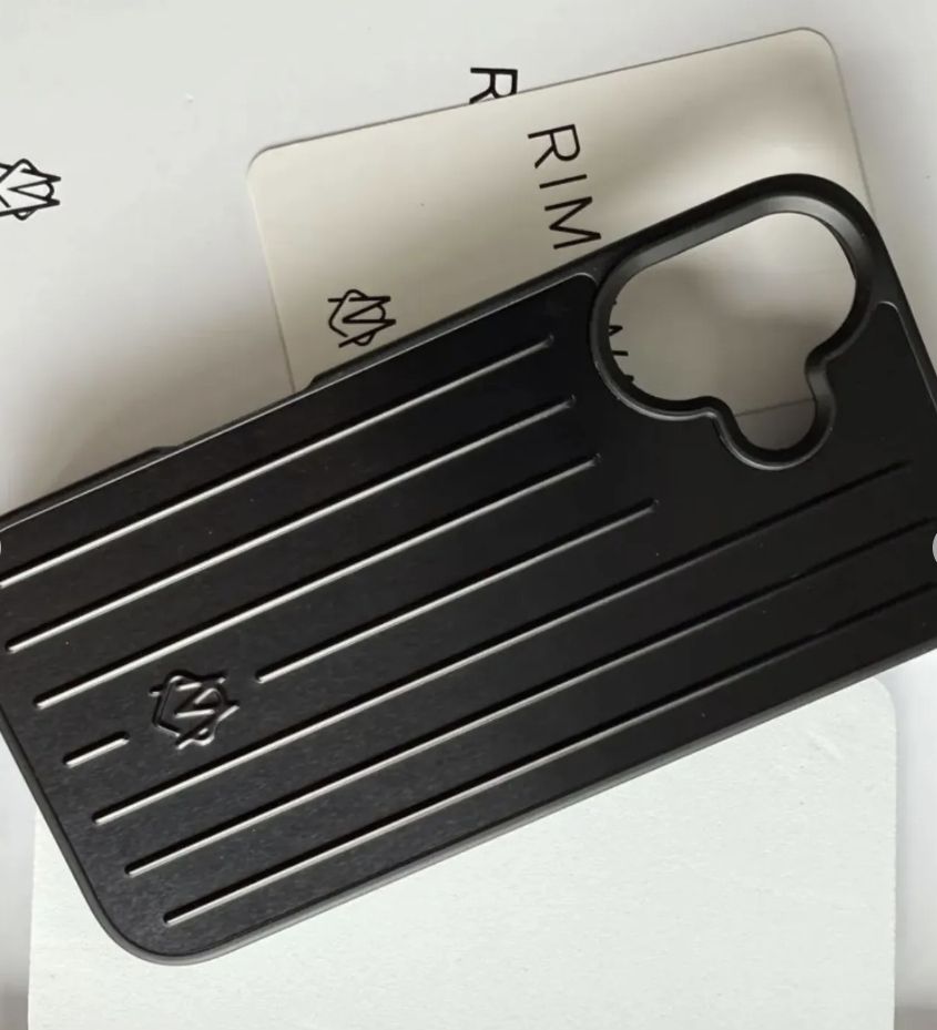 新品/未使用/RIMOWA リモワ iPhone 16 ケース ブラック - メルカリ