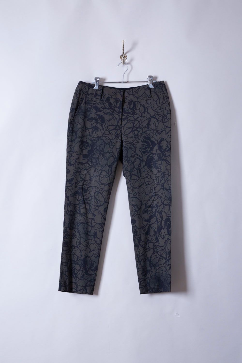 PRADA. プラダ グルグル柄パンツ - メルカリ PRADA. プラダ グルグル柄パンツ - メルカリ