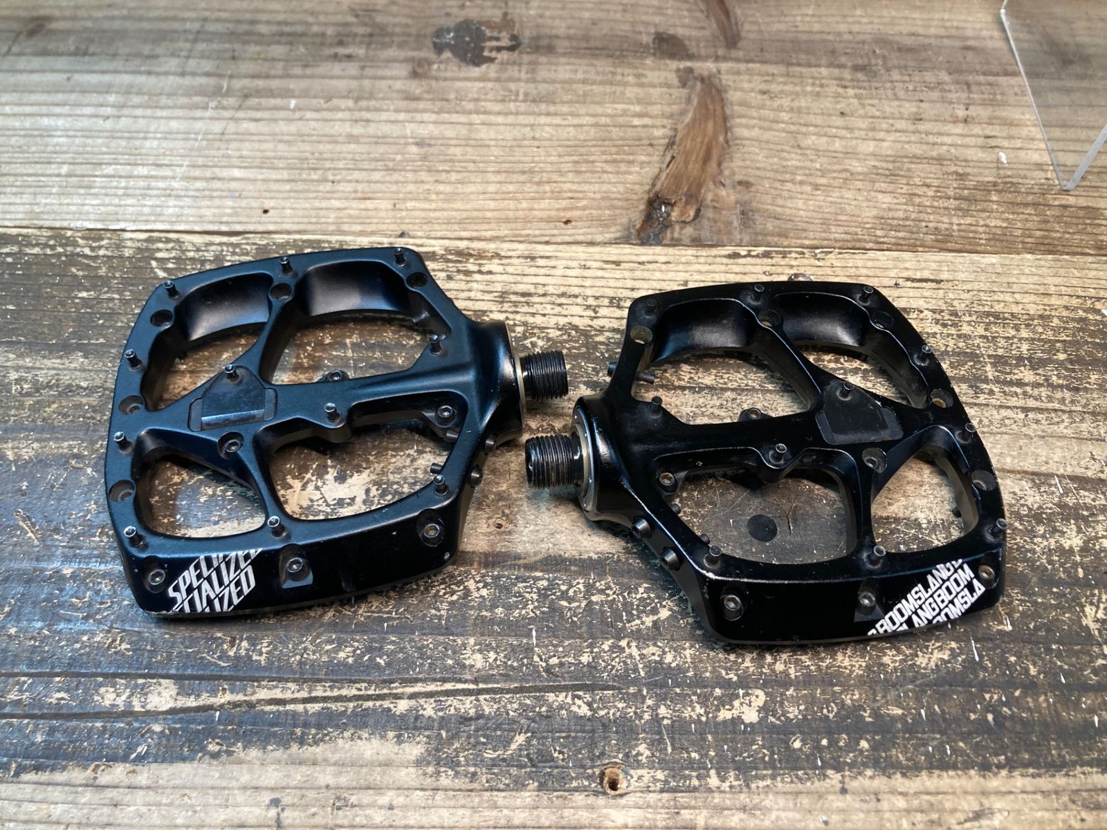 JC998 スペシャライズド SPECIALIZED BOOMSLANG PLATFORM PEDAL