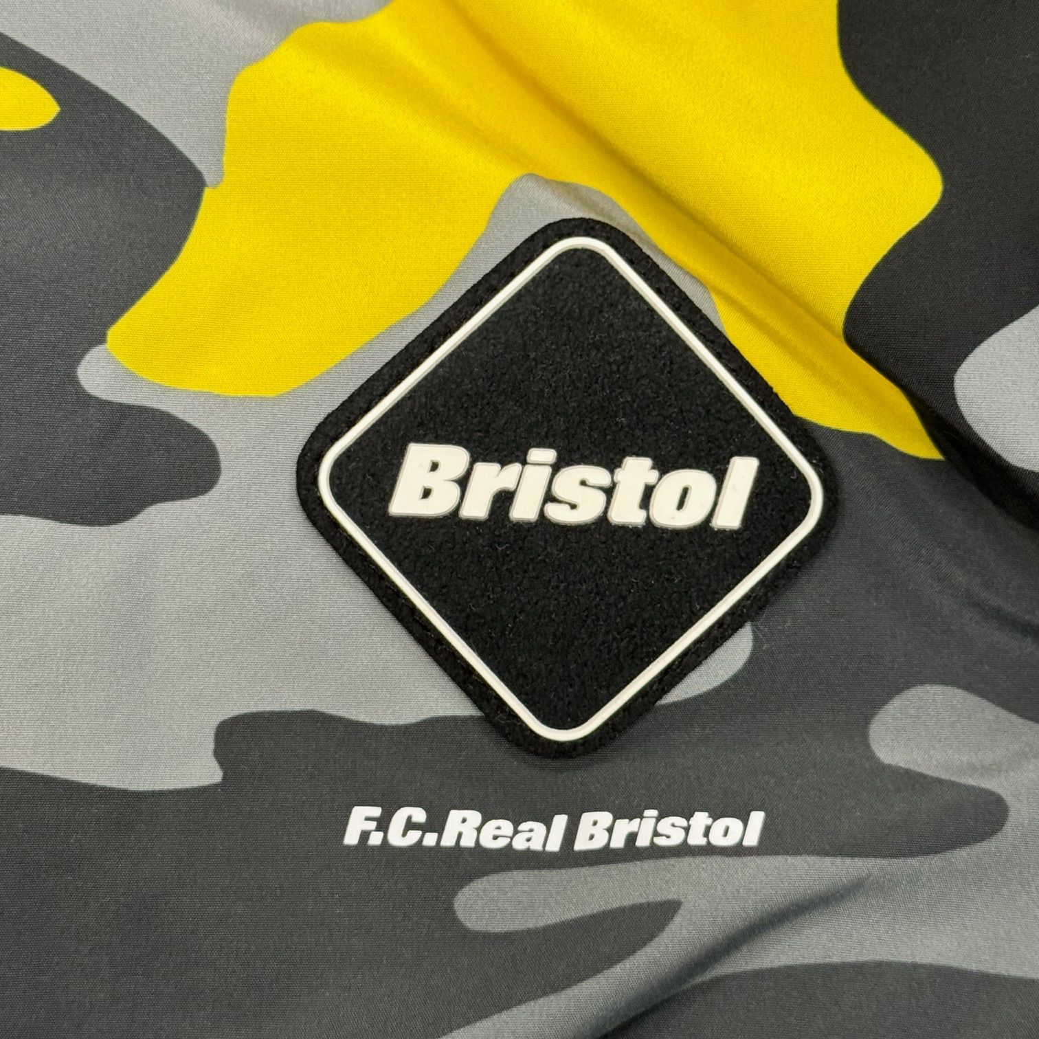 定価37400円 F.C.Real Bristol 22AW CAMOUFLAGE TEAM JACKET ナイロン 