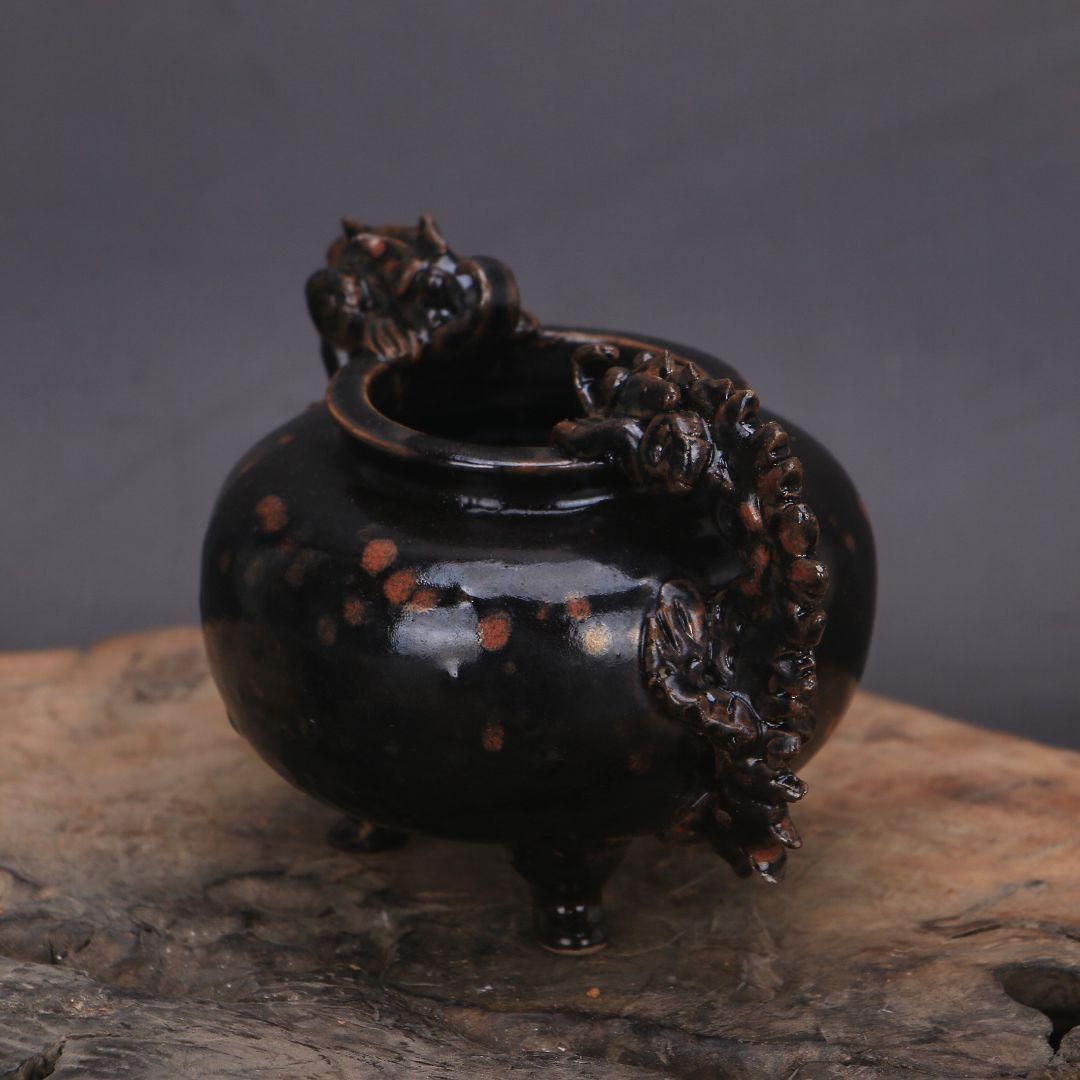 宋  黒釉点彩双耳竜紋三足香炉   陶磁器 装飾品 現代工芸品美術品 置物 宋 黒釉点彩双耳竜紋三足香炉 陶磁器 装飾品 現代工芸品美術品