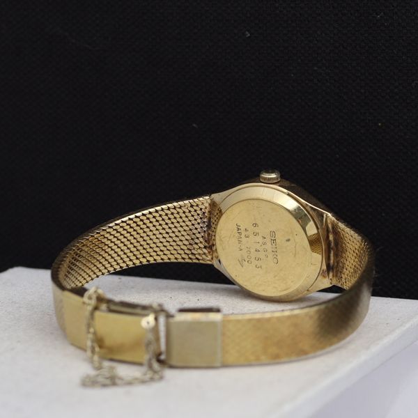 稼働 良品 セイコー QZ 43-7000 ゴールド文字盤 ラウンド レディース