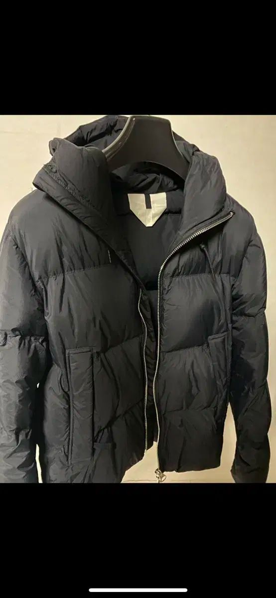 ARKET アーケット ショートダウン ダウンパッファー