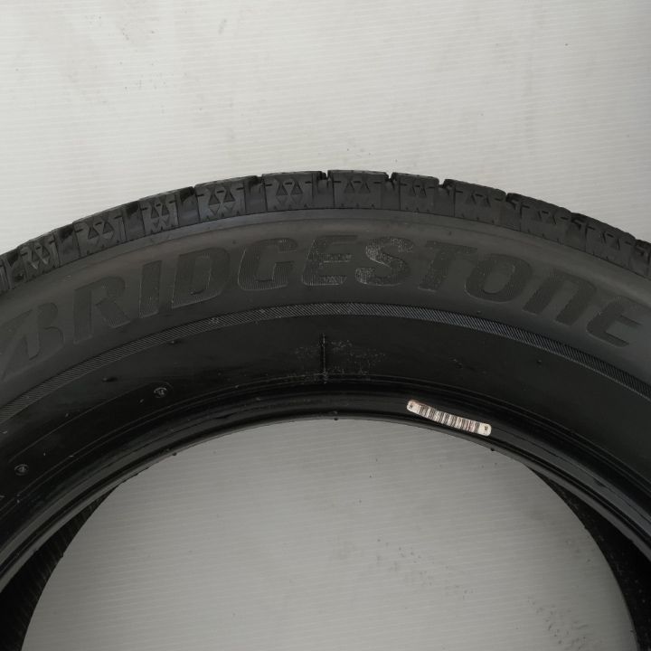 0 T 25013 スタッドレスタイヤ ブリヂストン BLIZZAK VRX 2 225 60 R 17 4本セット