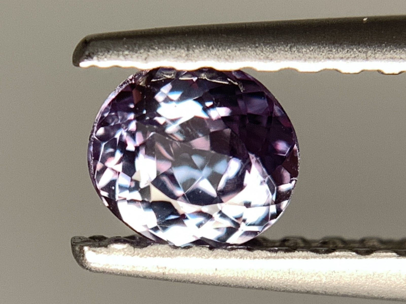 アレキサンドライト 天然