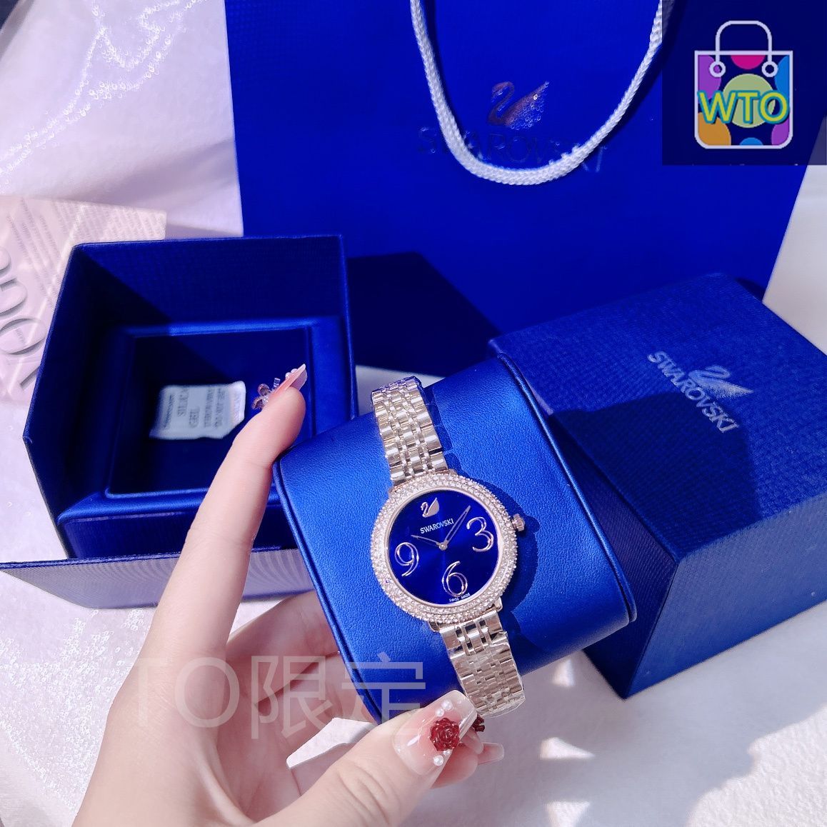 ももプロフ必読お願いします！ ★Swarovski 腕時計(時計のみの発送 SWAROVSKI 腕時計、懐中時計｜ファッション おすすめ人気商品