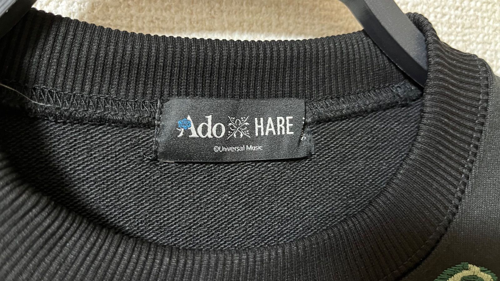 【限定品】Ado HARE コラボ スウェット 刺繍 青薔薇 ブラック Mサイズ 完売品】Ado HARE コラボスウェット 刺繍 青薔薇 ブラック S