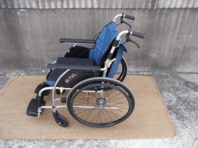 一部地域を除く 自走式車椅子