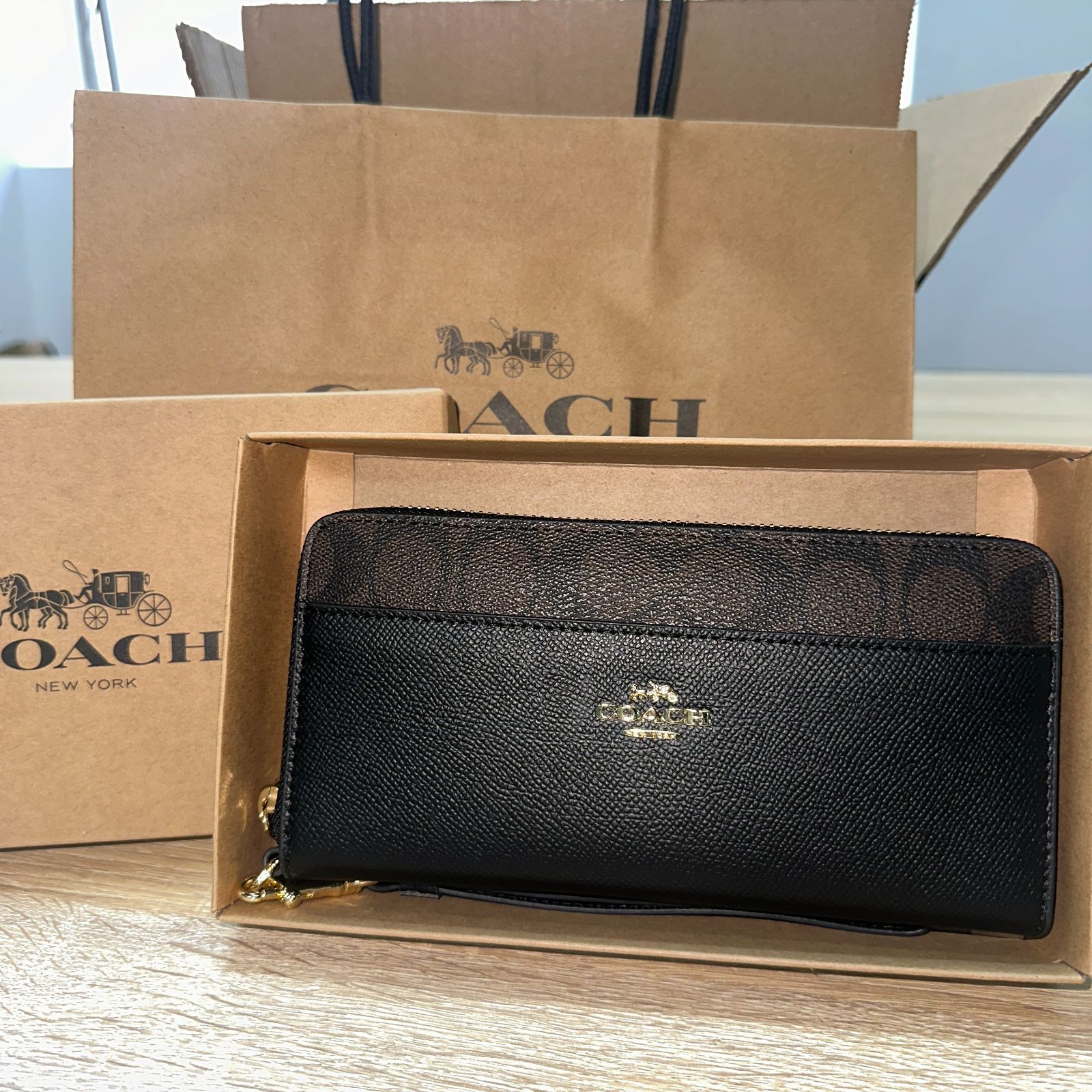 コーチ 財布 COACH 長財布 ラグジュアリー シグネチャー アコーディオン ウォレット ストラップ付き 新品 未使用 ファッション F76971  A042 - メルカリ