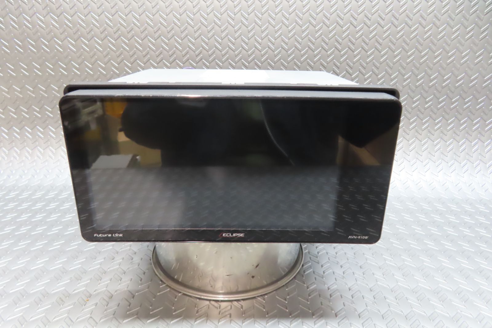 AVN-R10W 7インチ