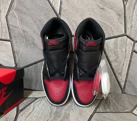 Nike Air Jordan 1 Retro Og High Bred Banned ナイキ スニーカー