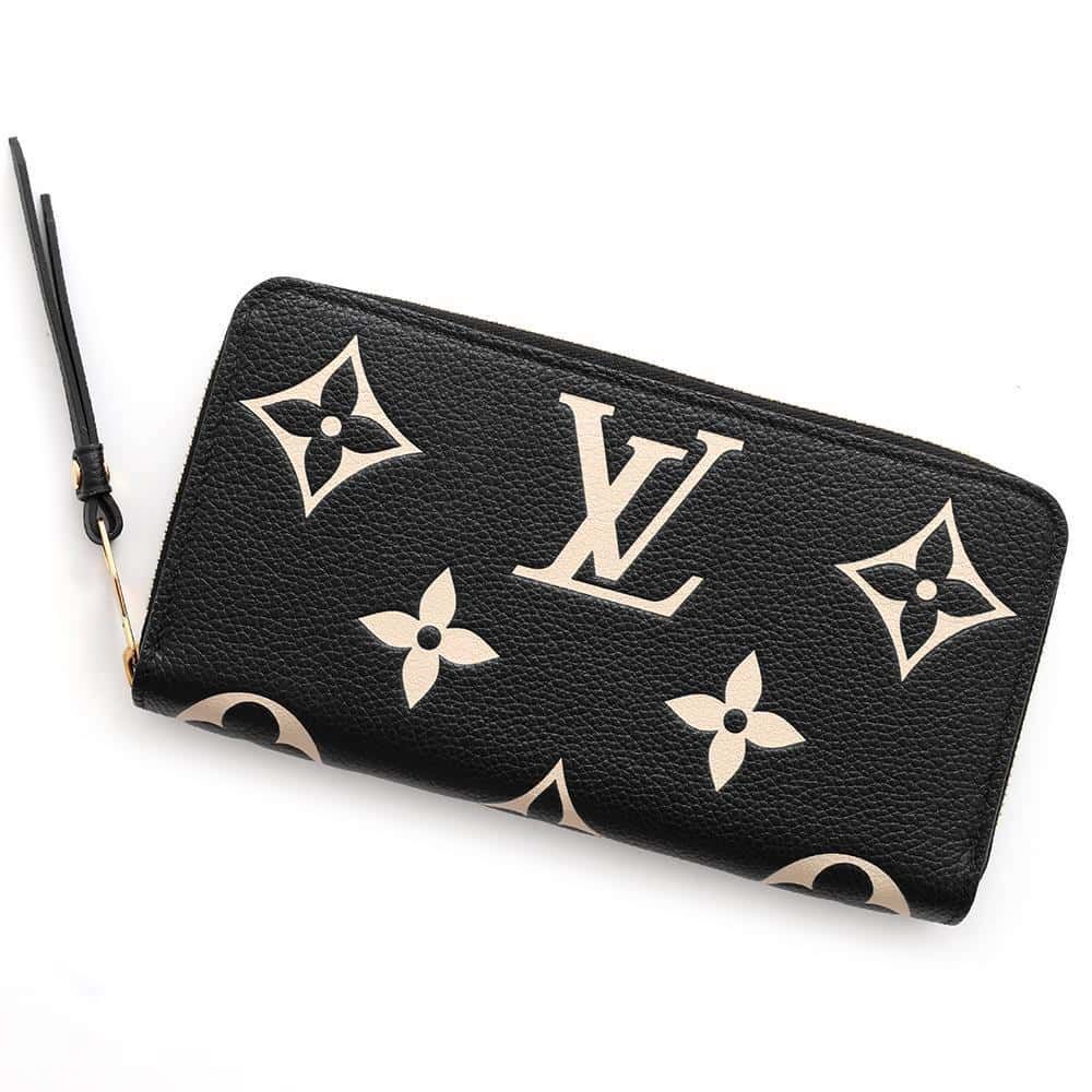 未使用級◆CELINE 三つ折り財布 トリオンフ ゴールドロゴ ブラック Celine 黒 トリオンフ 三つ折り財布 ゴールドロゴ 未使用級◇CELINE 三