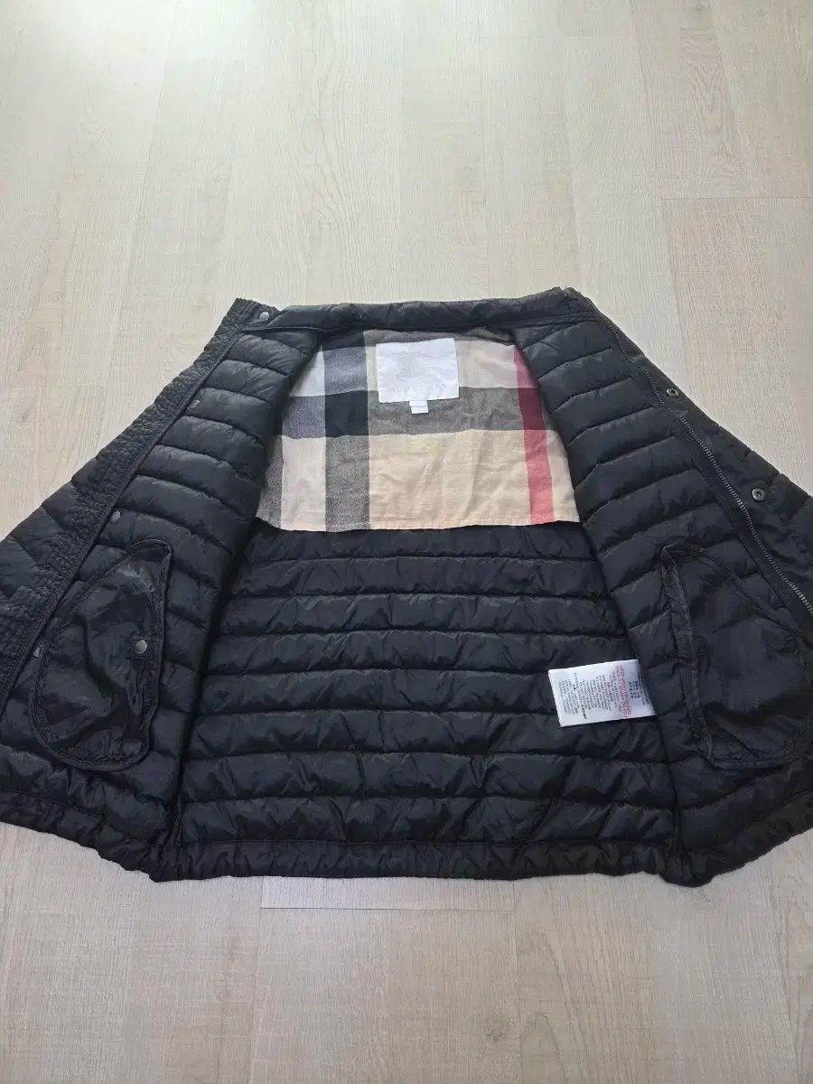 軽量ダウンアウター