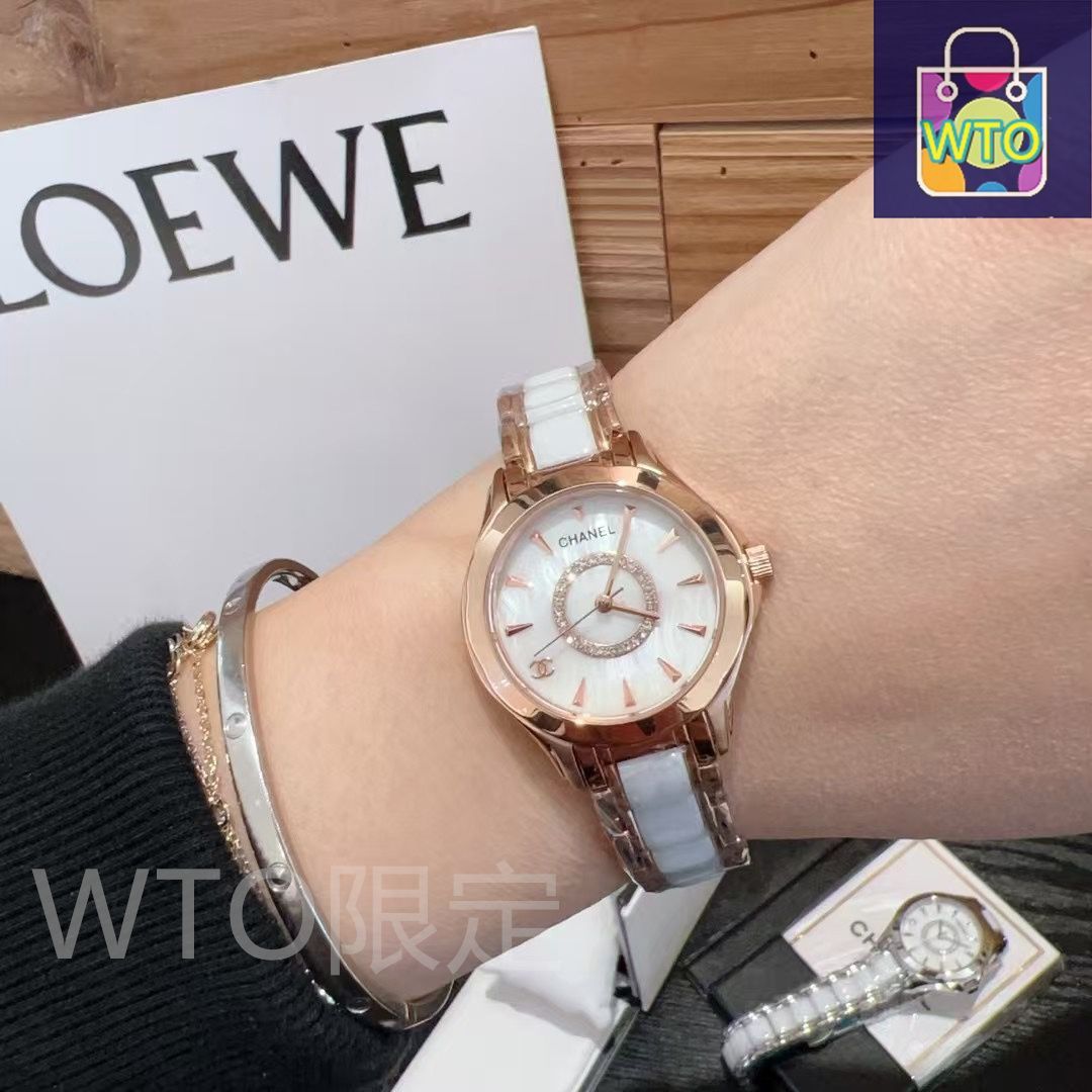 みゆか♡ 付属品完備/CHANEL レディース腕時計 エナメルベルト 可動 CHANEL シャネル レディース腕時計 30mm｜ダイヤモンドケース