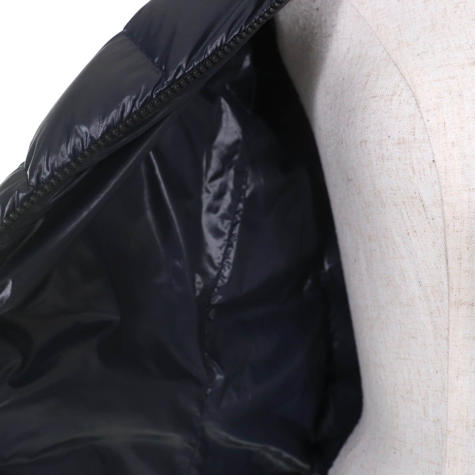美品☆MONCLER モンクレール BADY ロゴワッペン・フード付 ZIP