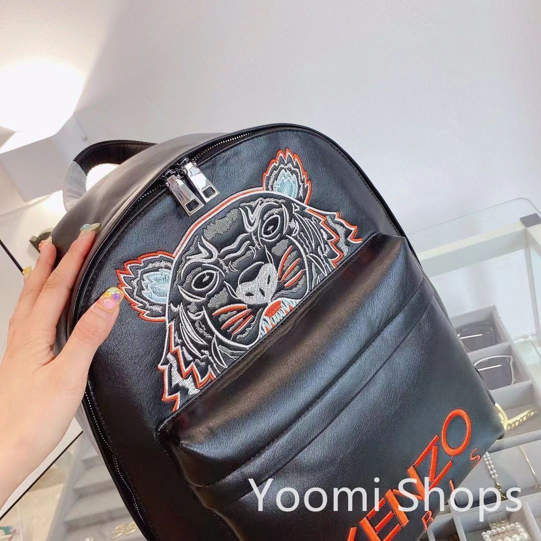 KENZO ブラックリュック タイガー刺繍 KENZO（ケンゾー）のミニリュック 黒 ブラック タイガー刺繍