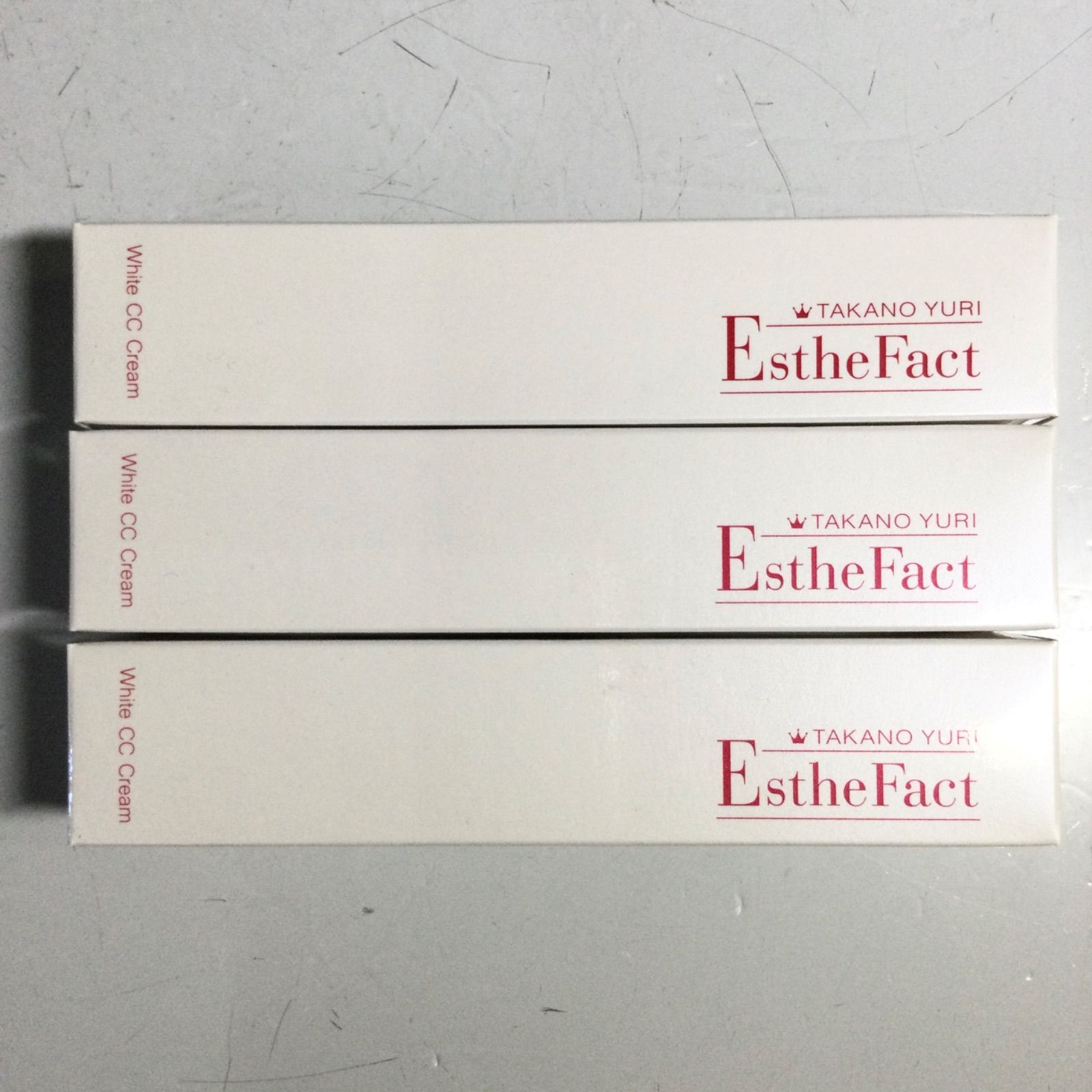♥ エステファクト ホワイトCCクリーム 40g x3