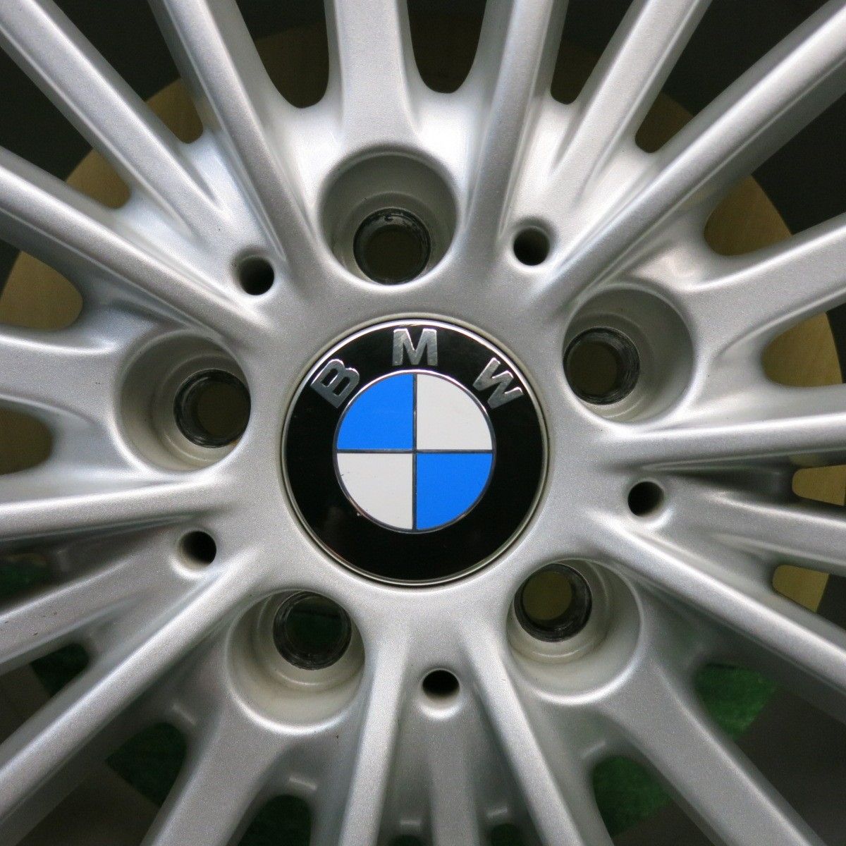 BMW　3シリーズ　純正　225/50/17 　F30 F31　【送料込み】 BMW純正225/50/17 F30 F31 BMW 純正 225/50/17 F30 F31