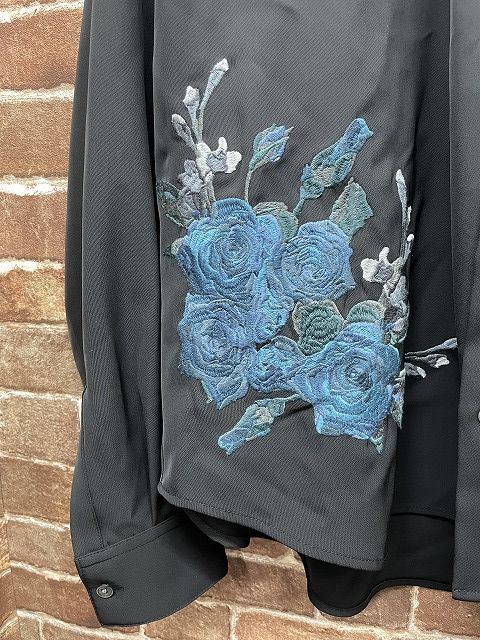 完全受注販売 Ado HARE UNISEX ローズ刺繍シャツ ユニセックス