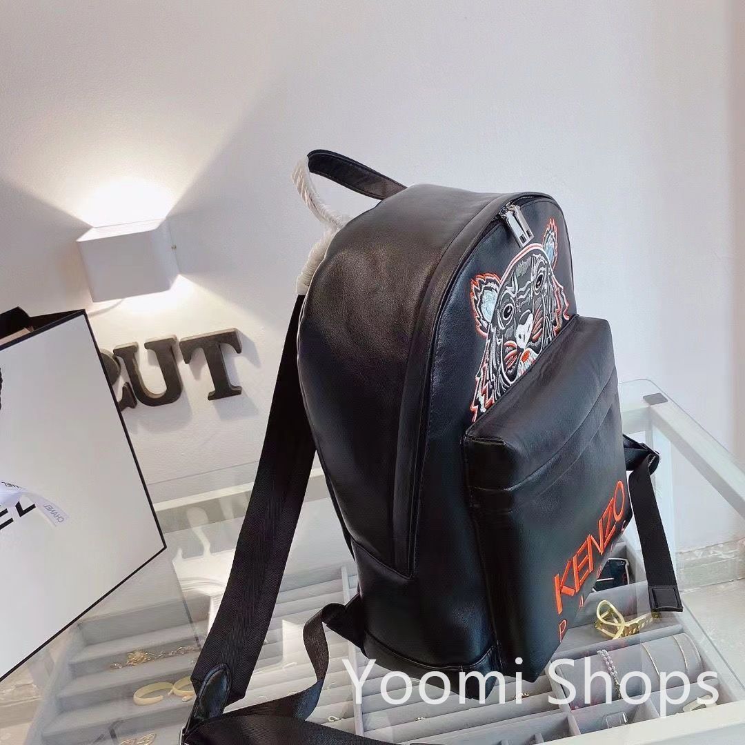 Kenzo タイガーヘッド刺繍入りリュック