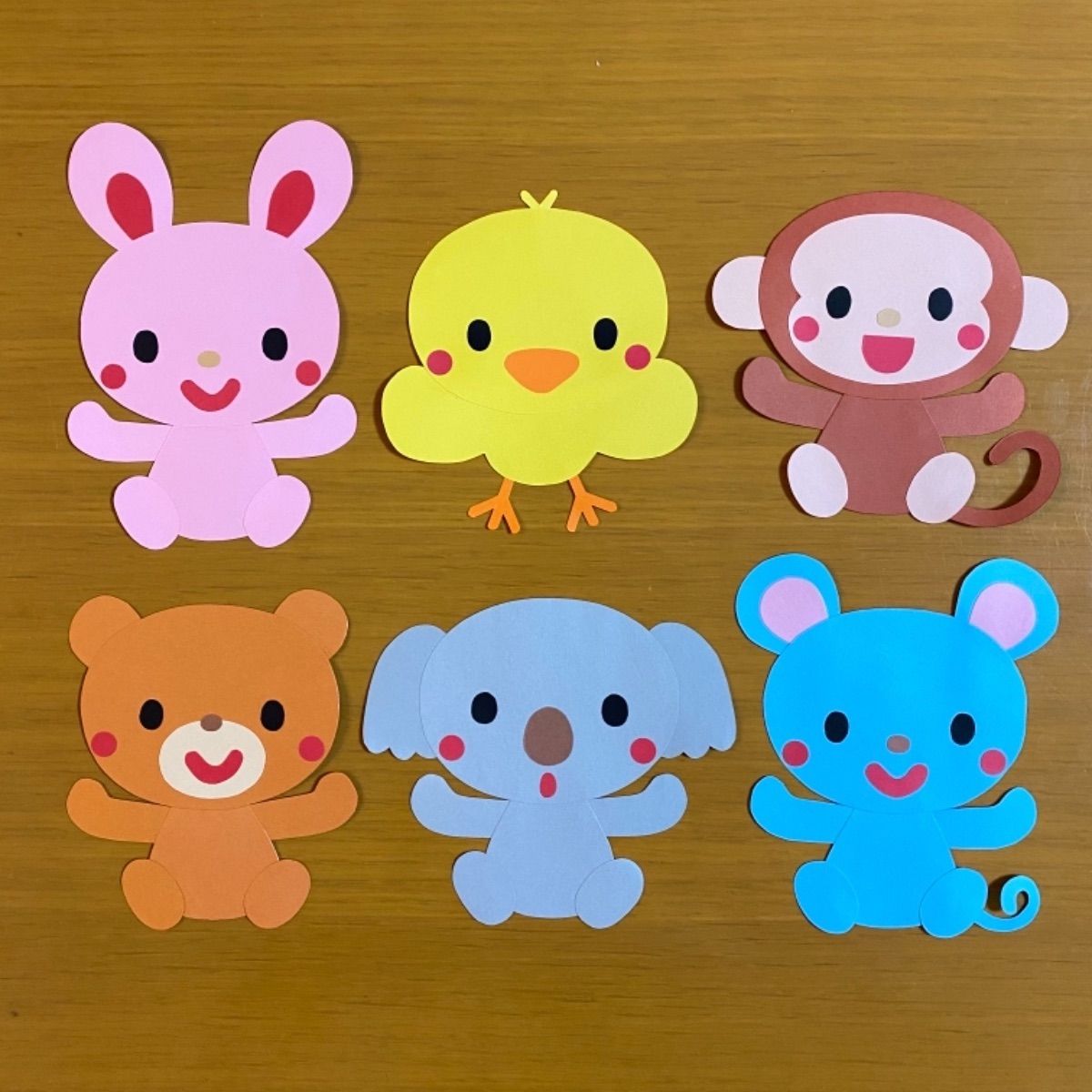 メルカリshops 動物 壁面飾り 6体 子ども 窓 保育 幼稚園