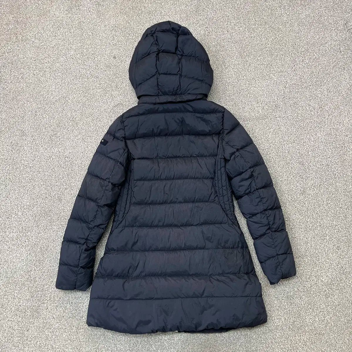 【美品】TATRAS⭐︎ダウンジャケット⭐︎マッダレーナ⭐︎ネイビー⭐︎サイズM TATRAS ネイビー ダウンジャケット ロング丈