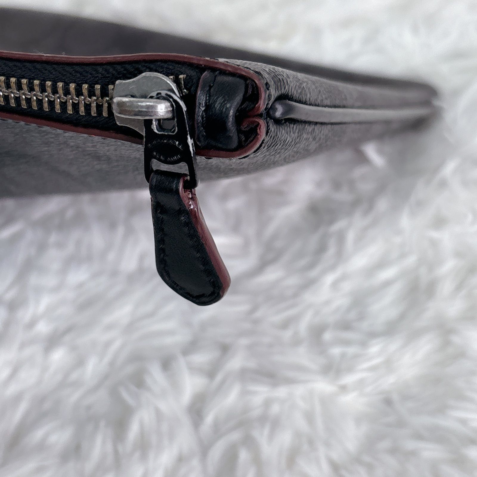 COACH コーチ ブラック クラッチバッグ A4対応 L1983-F25520