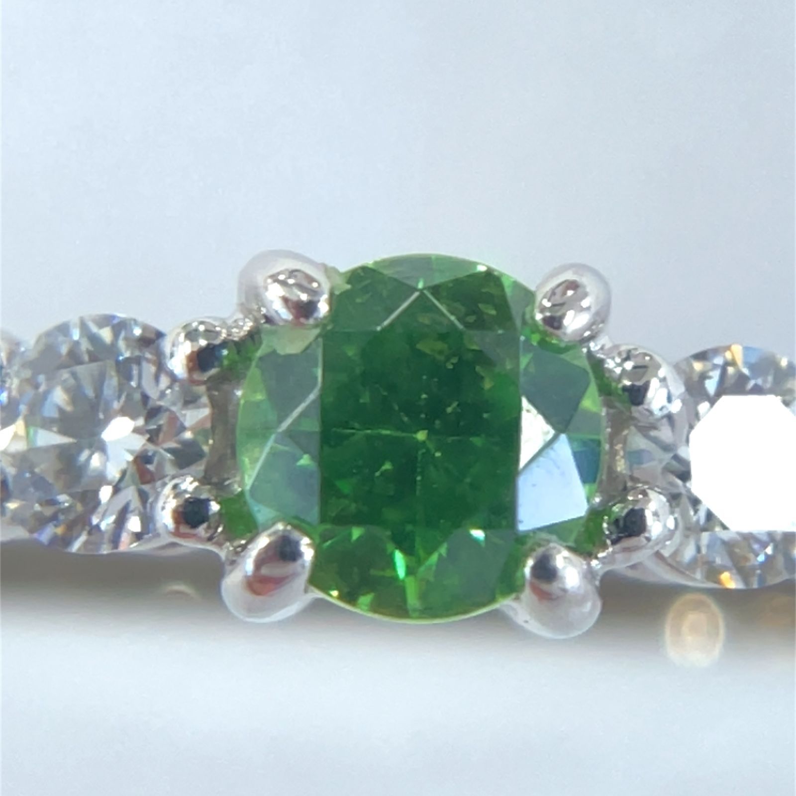 Ptデマントイドガーネット ダイヤモンドリング プラチナ ダイヤ ロシア産デマントイドガーネット 2.1ct ダイヤモンド 約1ct