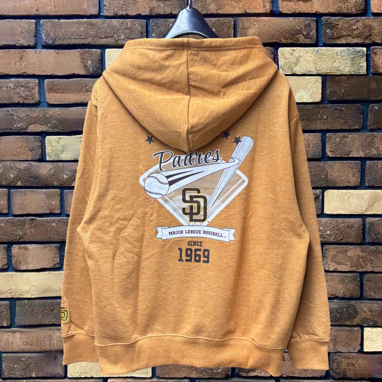 MLB/サンディエゴ・パドレス 裏毛配色かすれバックプリント