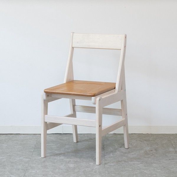 カントリー調の学習チェア＜木製チェアトライ-P/kiduku＞