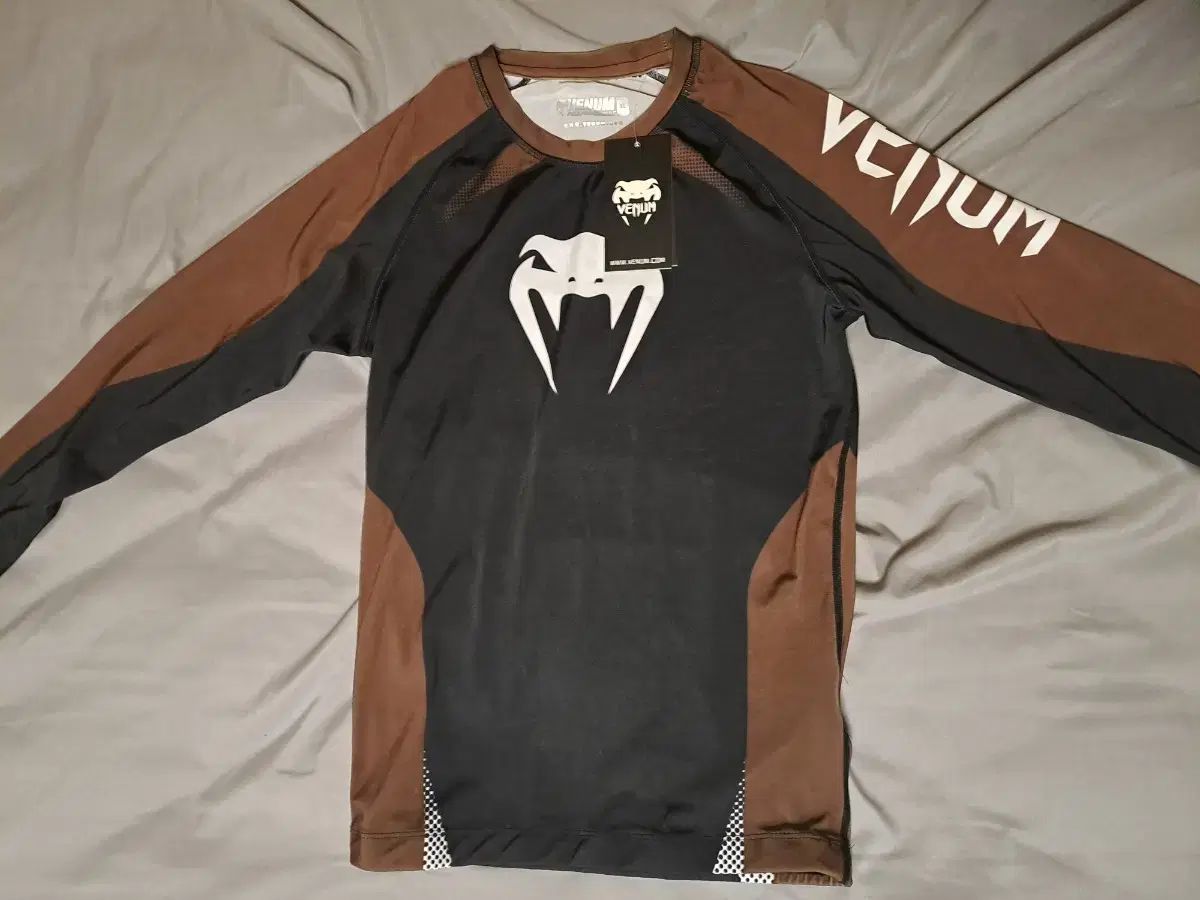 VENUM ヴェナム 怒り 柔術 Jiu-Jitsu ラッシュガード