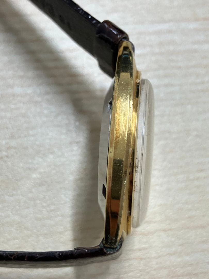 WALTHAM腕時計WORLD OVER Newportニューポート 稼働品 - メルカリ