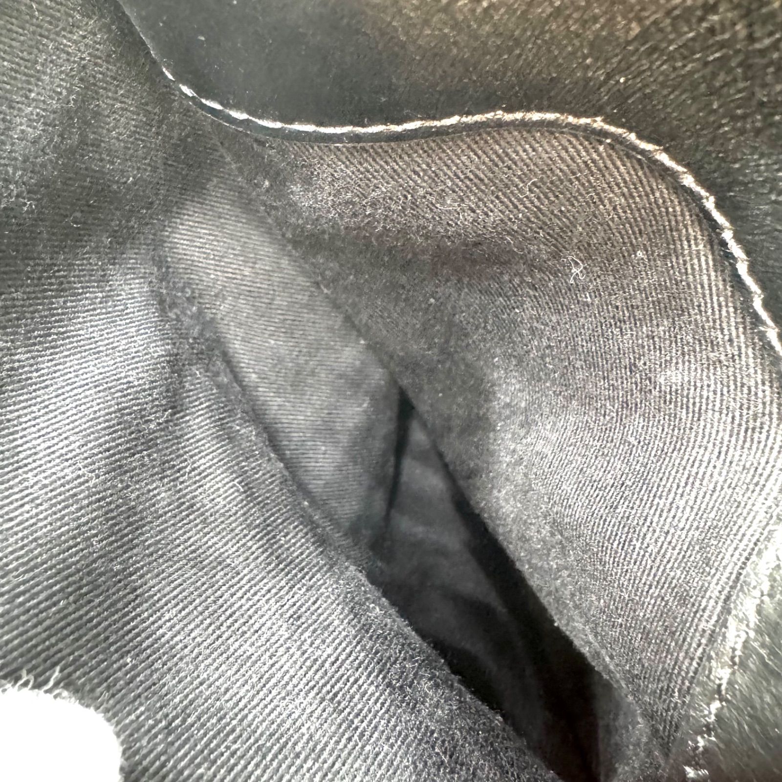 LOUBOUTIN?リュック