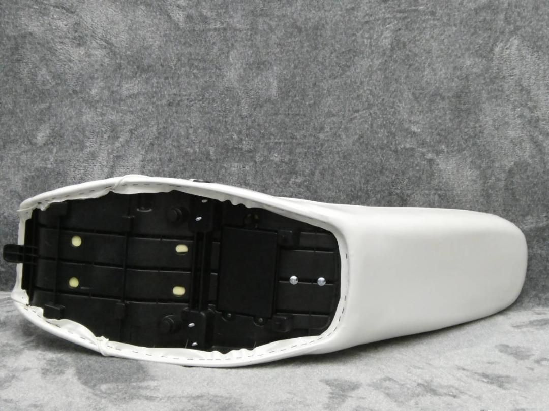 ゼファー400 2型 後期 白エナ 60cm 三段シート/ホワイト 補強