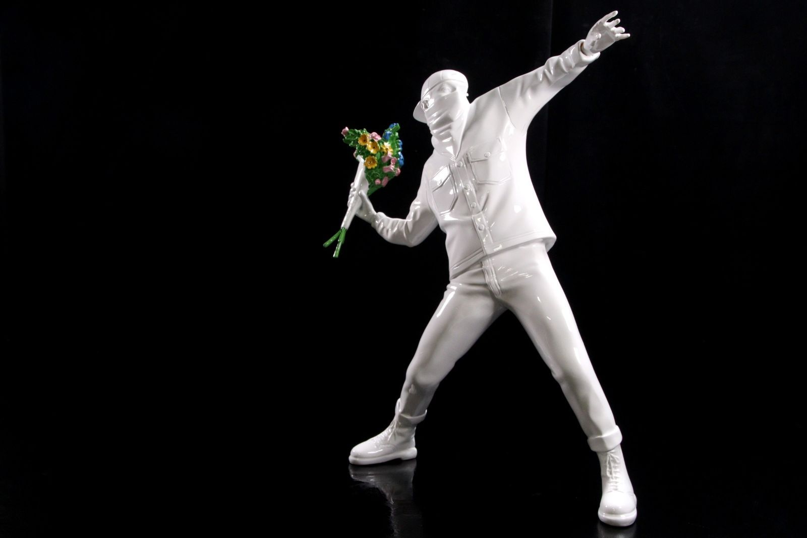 MEDICOM TOY BANKSY バンクシー FLOWER BOMBER 箱付 楾 N202-RU