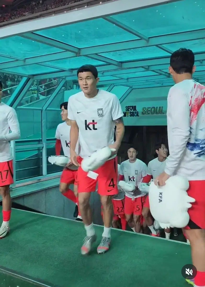 韓国国家代表 トレーニングウエア