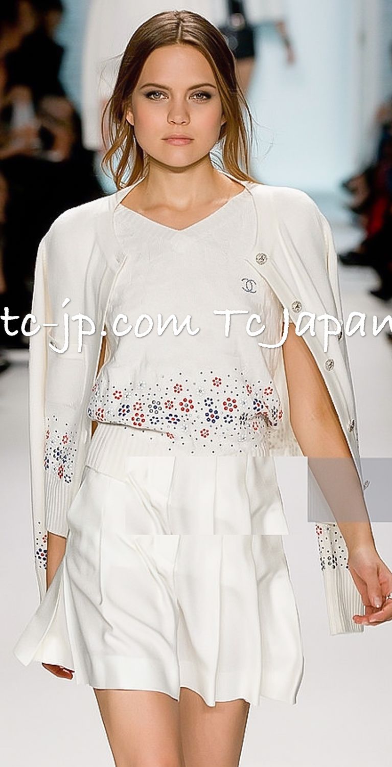 シャネル カーディガン CHANEL アイボリー きらきら宝石