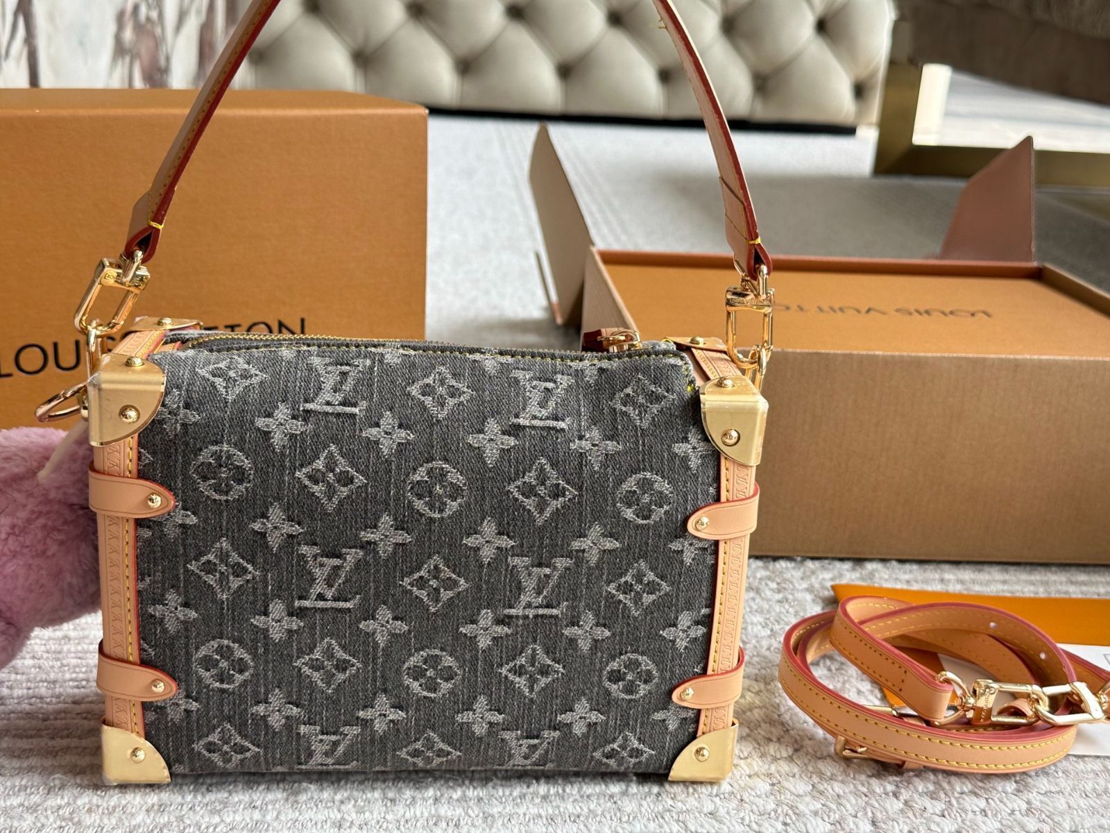 今日特価】Louis Vuitton Trunk Soft Box 2023 New Release Good