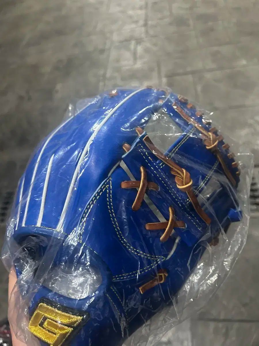 GOLD シュプリーム アセンティック キム ヨンウン 選手 グローブ