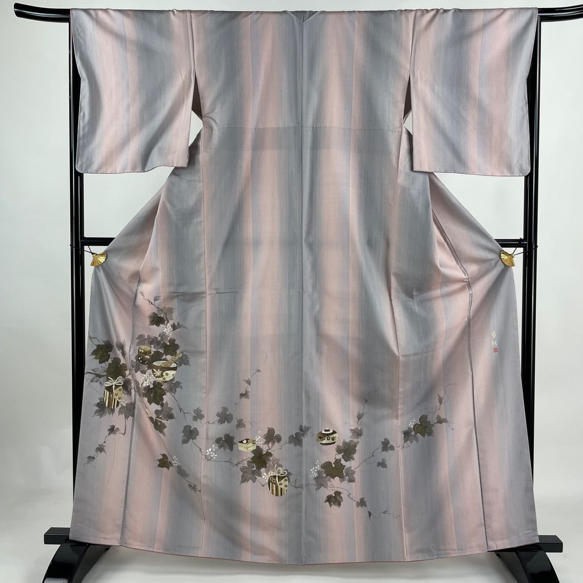 付下げ 身丈164cm 裄丈66cm M 袷 田尾笛秋 紬地 落款 茶道具 蔦 金彩  