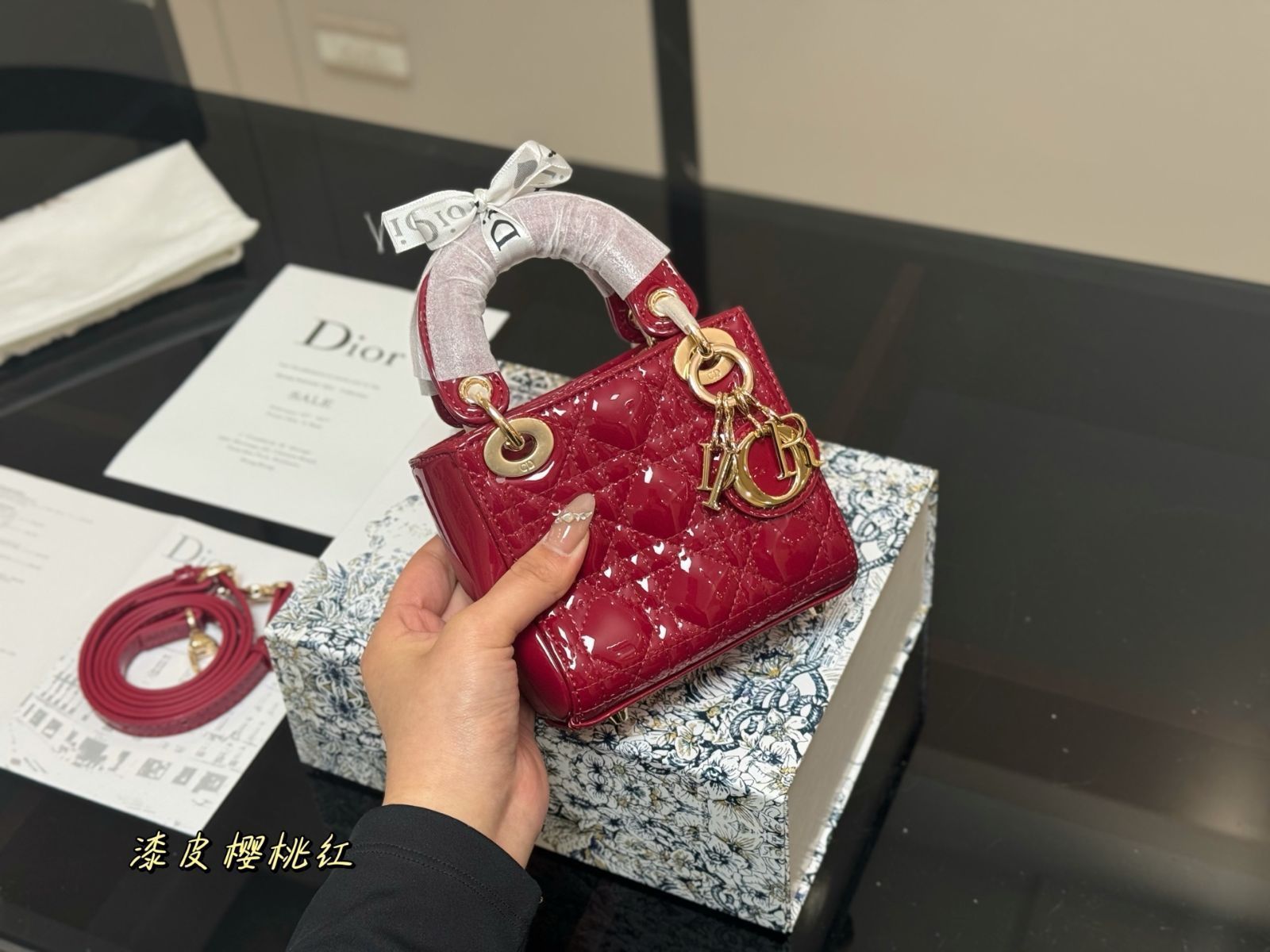 コンパクトで可愛い♡【 Dior 】Dior Lady Dior ミニ Small Lady Dior My ABCDior Bag Blush Cannage Lambskin | DIOR