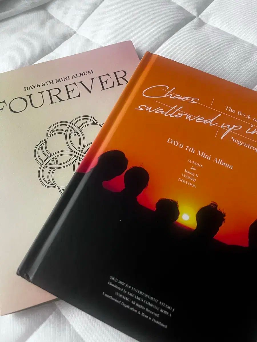 DAY6 アルバム　まとめ売り Amazon.co.jp: Fourever - Random Cover - incl. Photobook