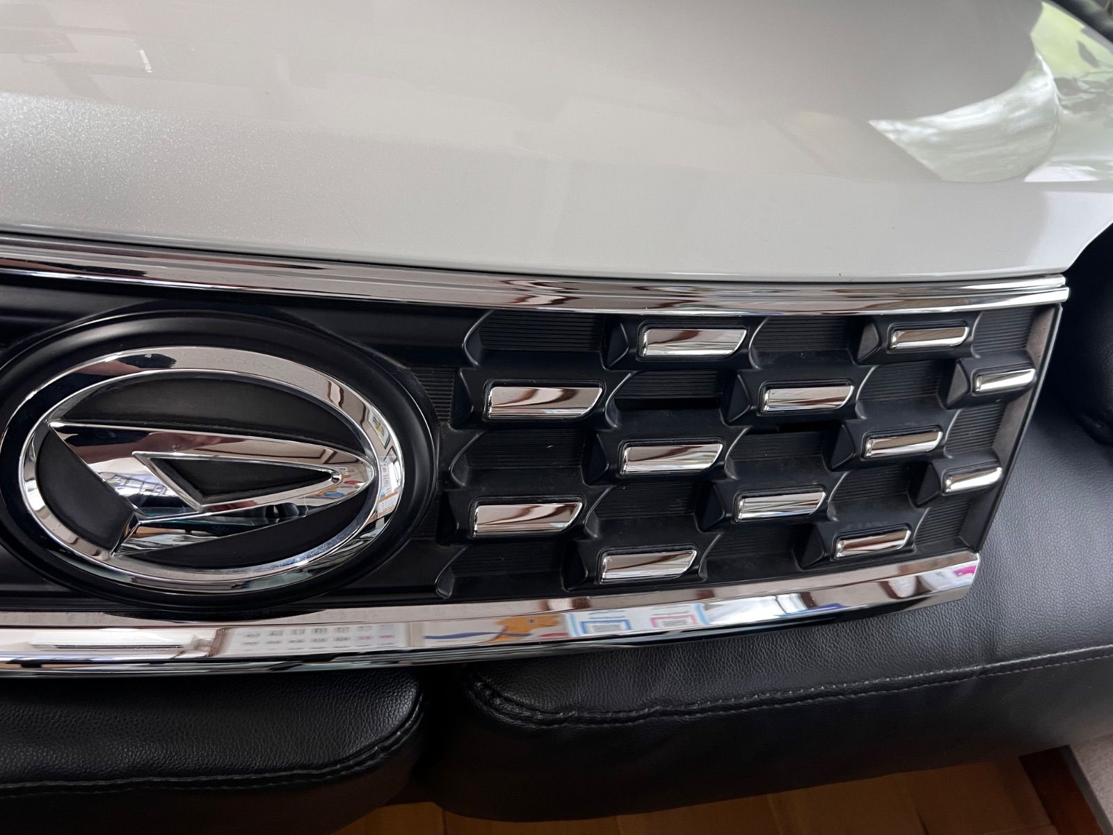 ダイハツ LA150 ムーヴカスタム ボンネットグリル ダイハツ LA150S-GBGF ムーヴ ボンネットグリル付き - メルカリ