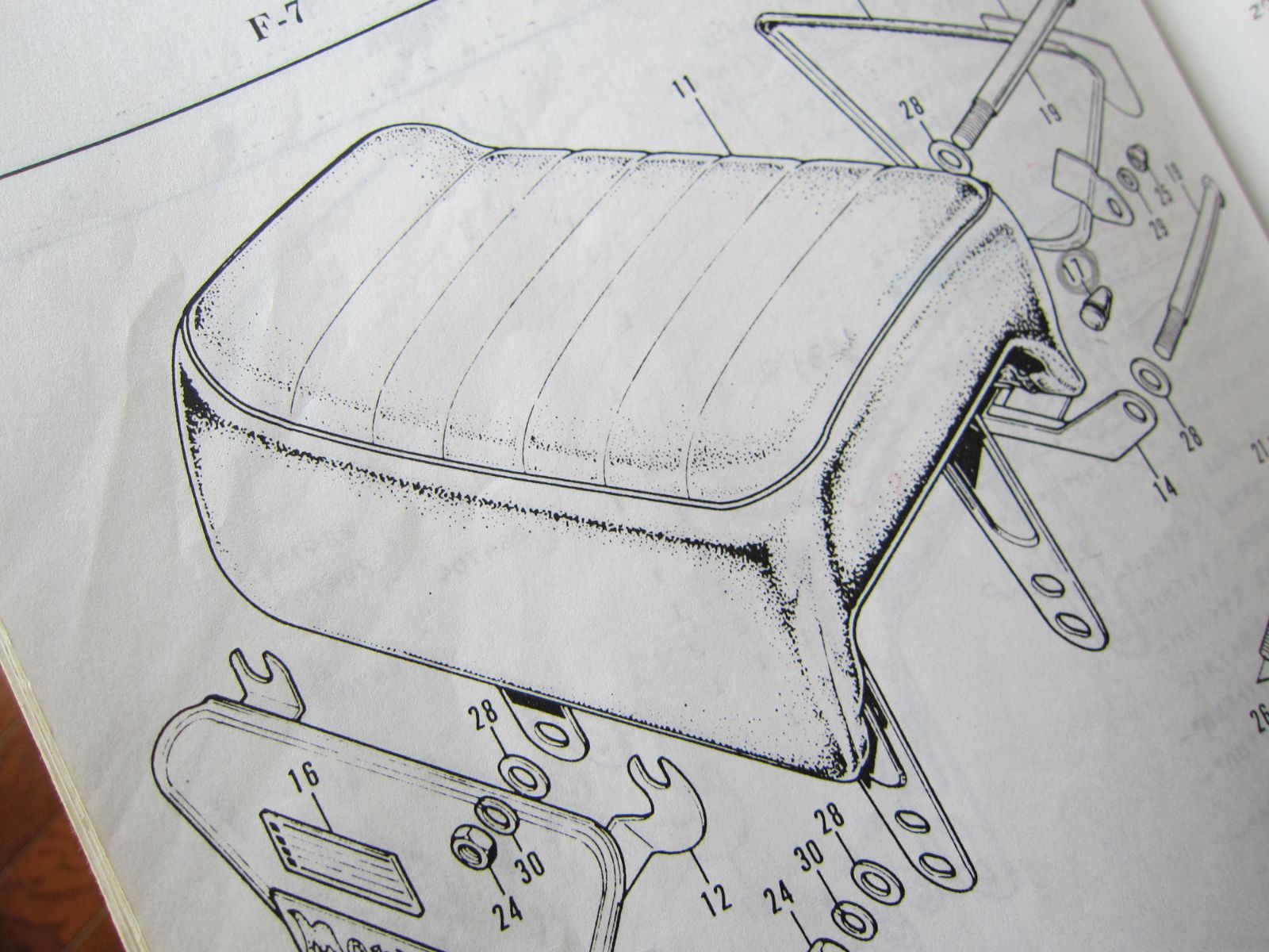 ☆ホンダ純生 A型モンキー黒シート（KZ-1）新品の未開封 店舗売れ