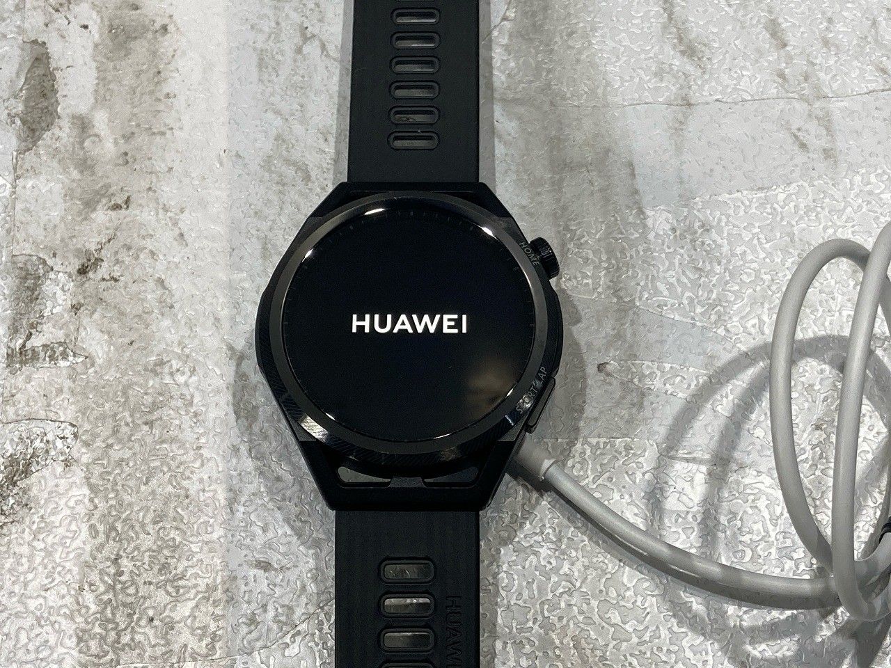 ★状態良好美品★ HUAWEI ファーウェイ RUN-B19 Black Watch GT Runner ☆★