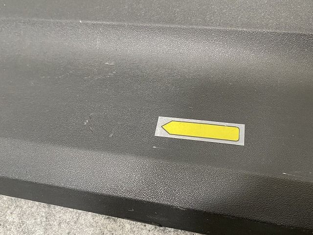 XC40 XB系 純正 左 フロント ドア サイドパネル 31448316 素地 ボルボ