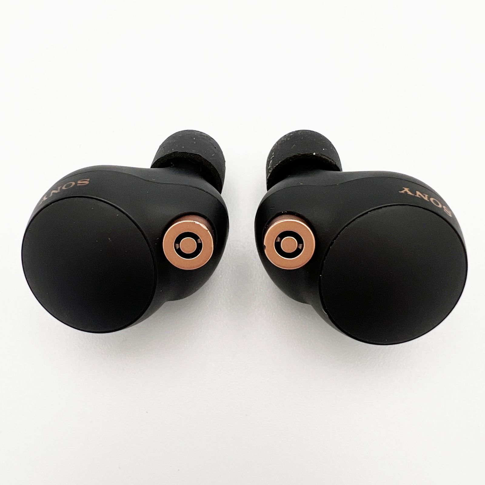 〔中古〕SONY(ソニー) WF-1000XM4 B ブラック〔276-ud〕 中古SONY(ソニー) WF-1000XM4 B ブラック 269-ud - ヘッドホン