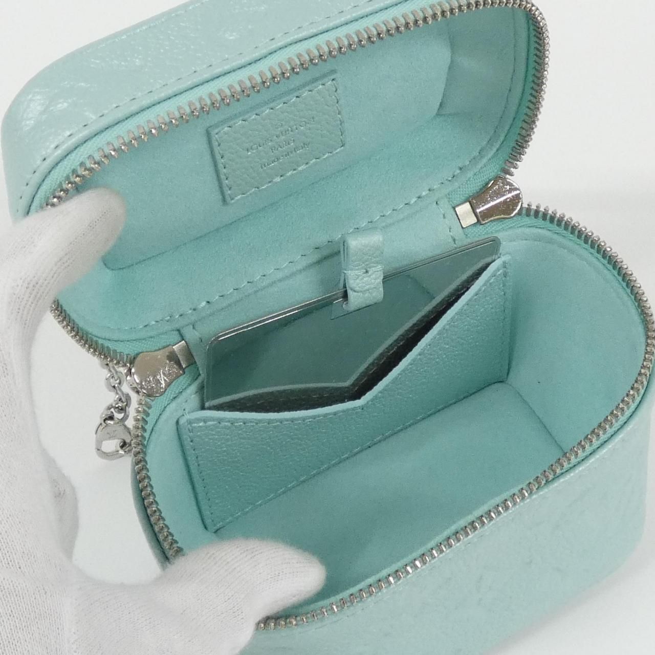 ヴィトン　アンプラント アクセサリーポーチ LOUIS VUITTON ルイヴィトン アンプラント ブロデリー ローズ ピンク系